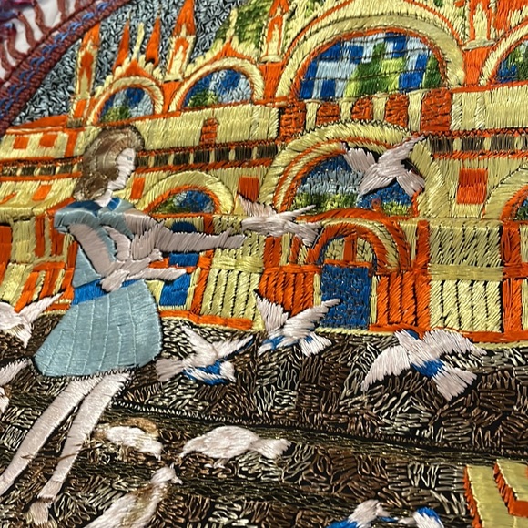 Vintage Girl feeding birds in front of Tag Mahal embroidery with tassels - Picture 4 of 5